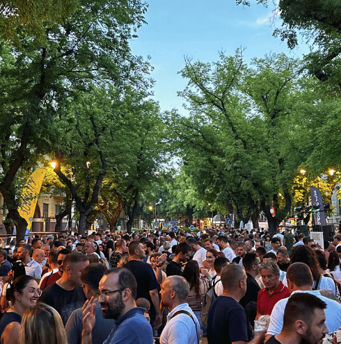 Fotografija sa prošlogodišnjeg subotičkog festivala zanatskog piva, objavljena u najavi za novo izdanje na sajtu BOLD magazina