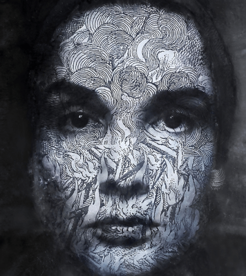 Autoportret umetnice Natalije Simeonović, slika koju je autorka sama naslikala.