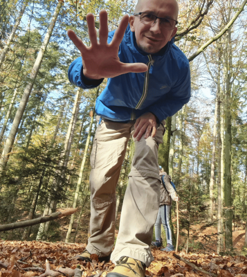 Fotografija Janoša Sekereša u šumi